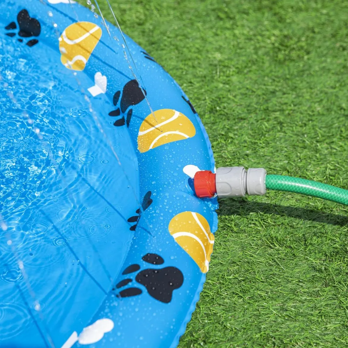 Bestway Hundespielzeug Sprinklermatte Fetchin' Fun 147 cm