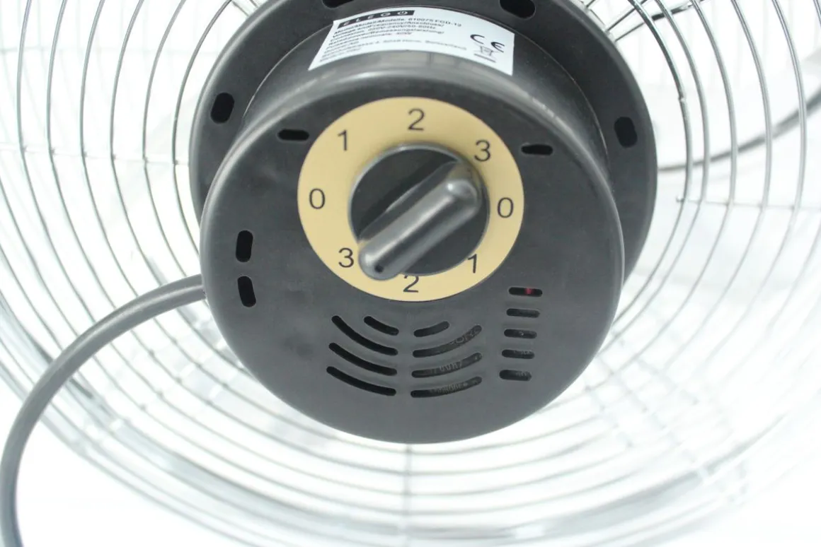 Bodenventilator 30 cm chrom