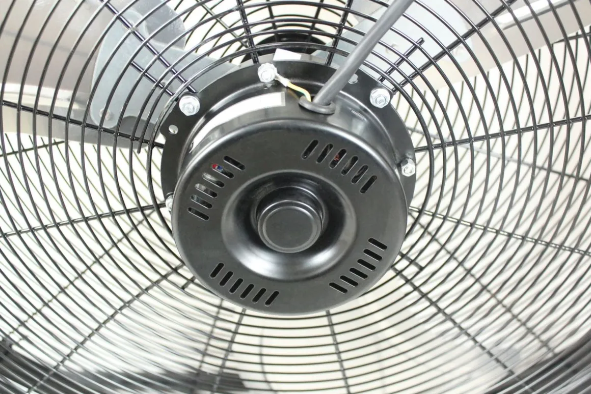 Bodenventilator 76 cm schwarz