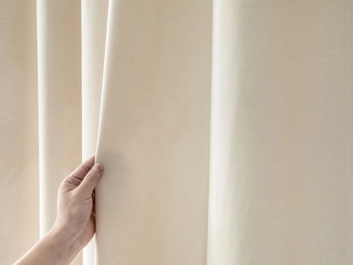 Duschvorhang 182 x 182 cm Leinen beige
