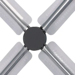 Freilaufgehege mit Bodenplatten weiss