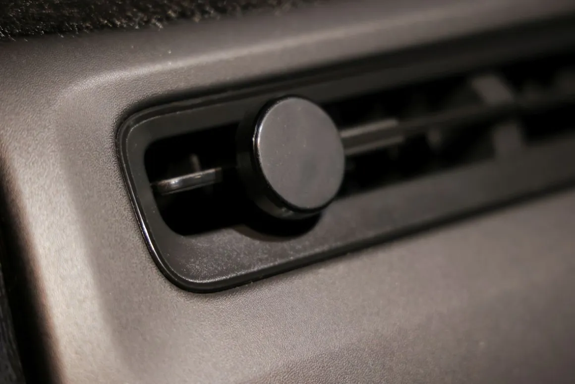 Handyhalterung für Autolüftung magnetisch