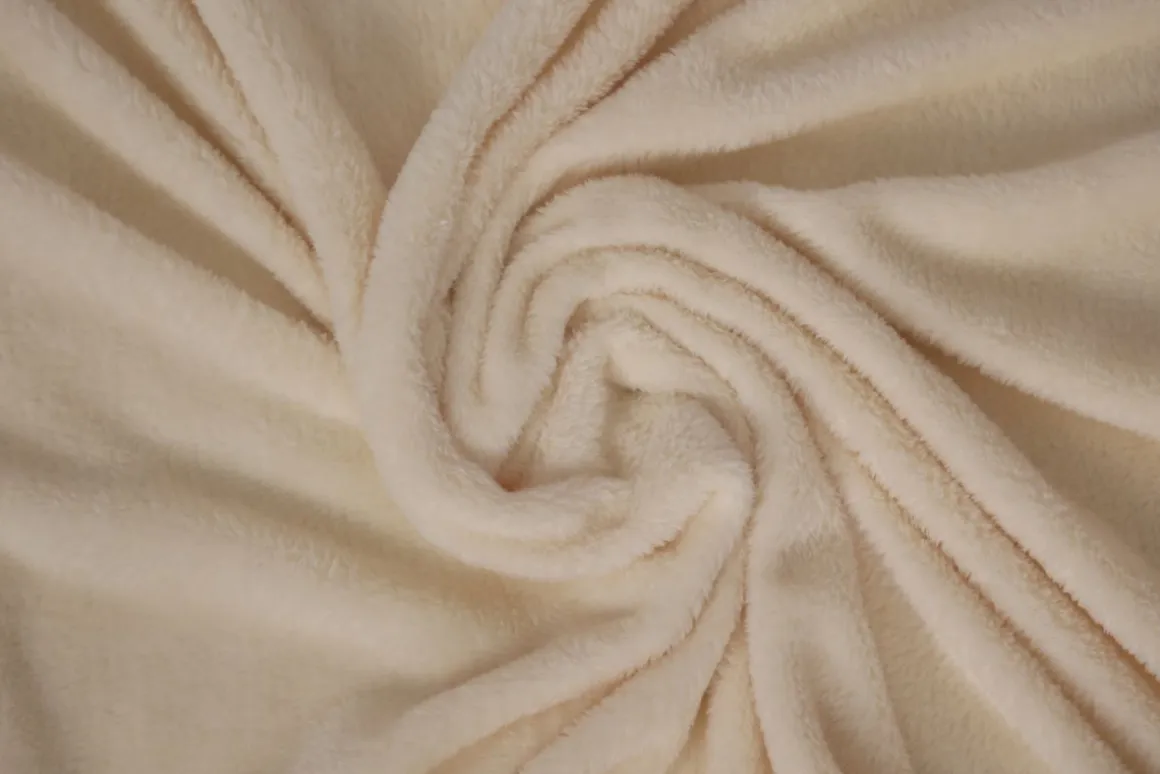 Kuscheldecke Fleece KETTY 130 x 170 cm beige
