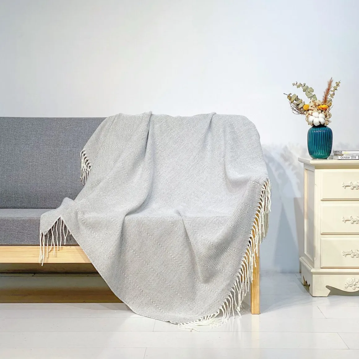 Kuscheldecke SASHA 130 x 170 cm grau