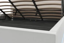 Lederbett LED STARDUST 180 x 200 cm weiss