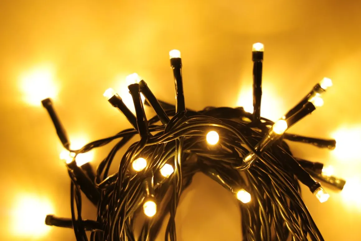 LED Lichterkette 10 m warmweiss mit Blinkfunktion