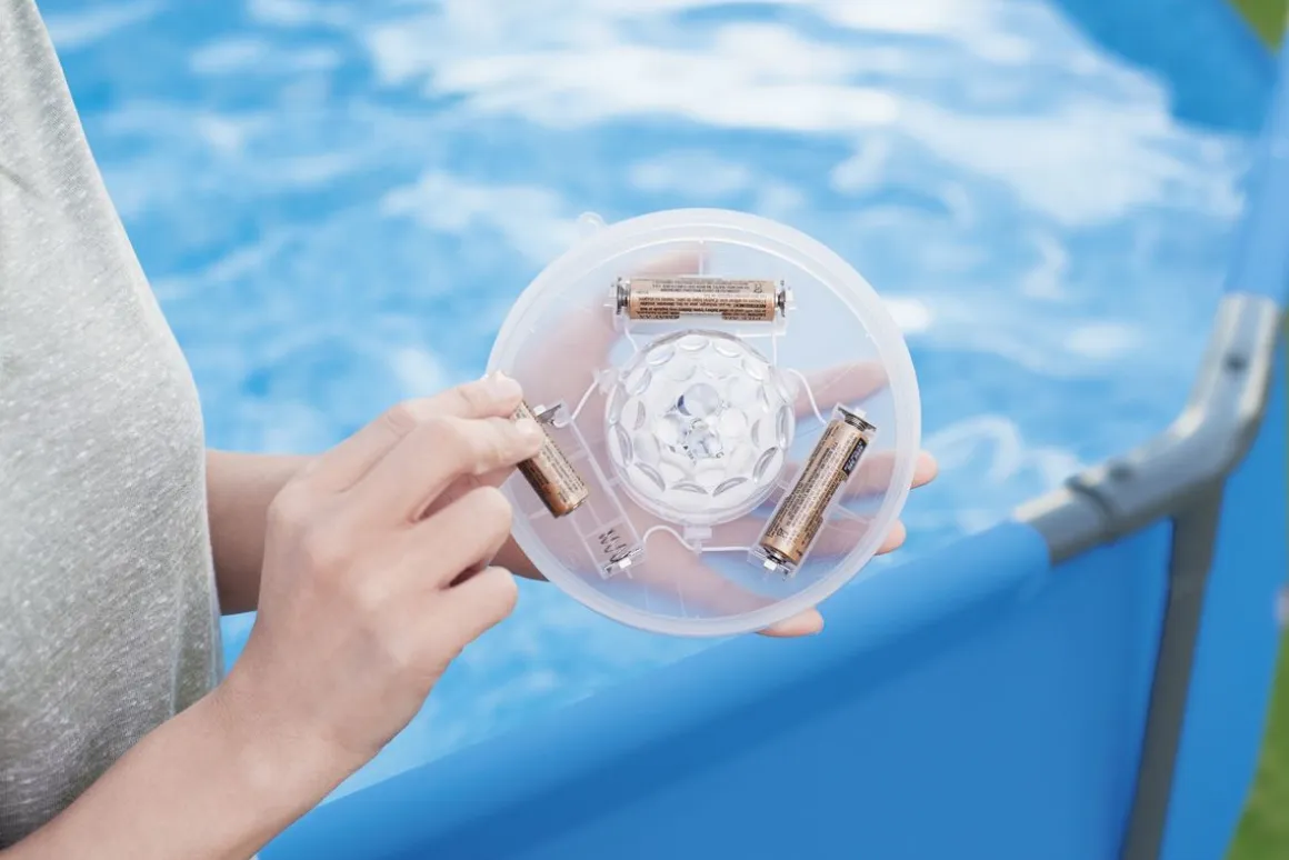 LED Pool Beleuchtung FloatBright schwimmend