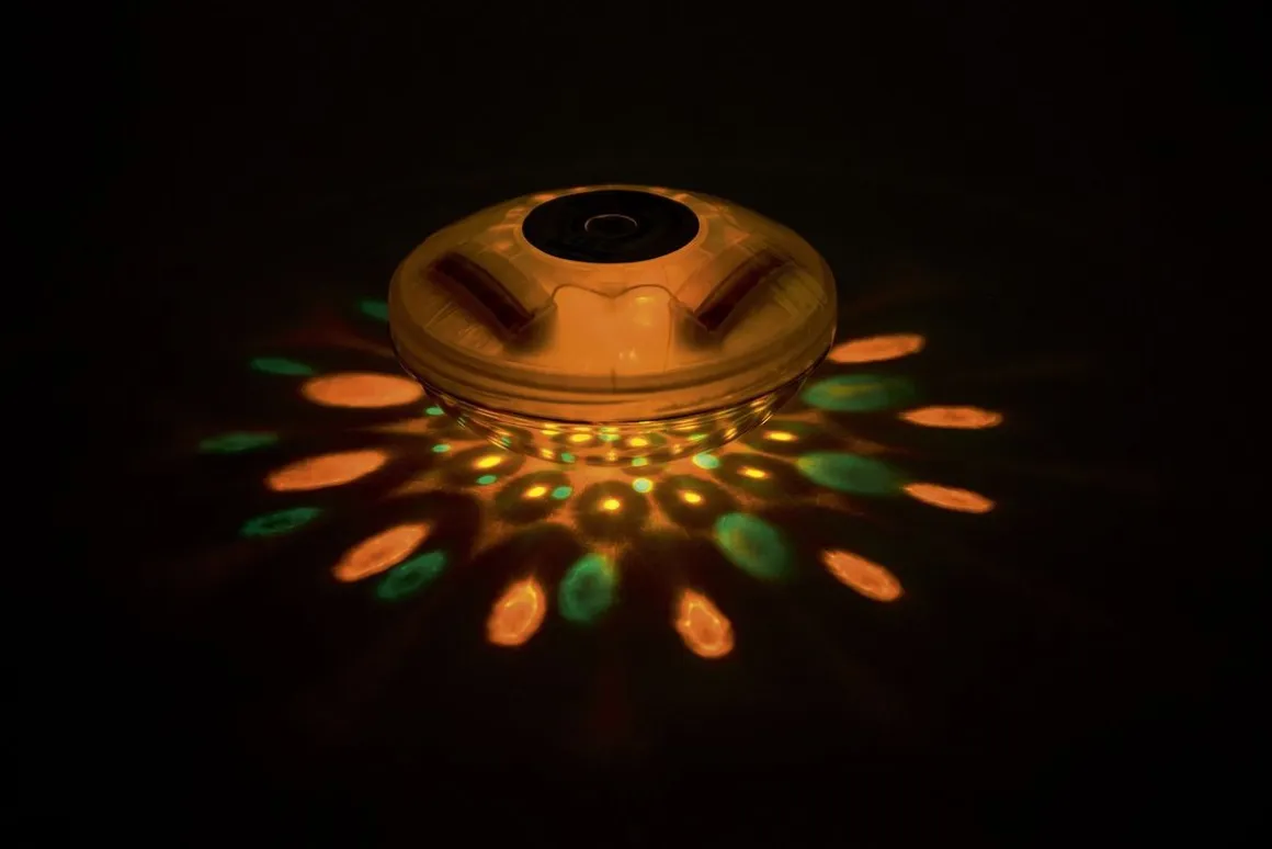 LED Pool Beleuchtung FloatBright schwimmend