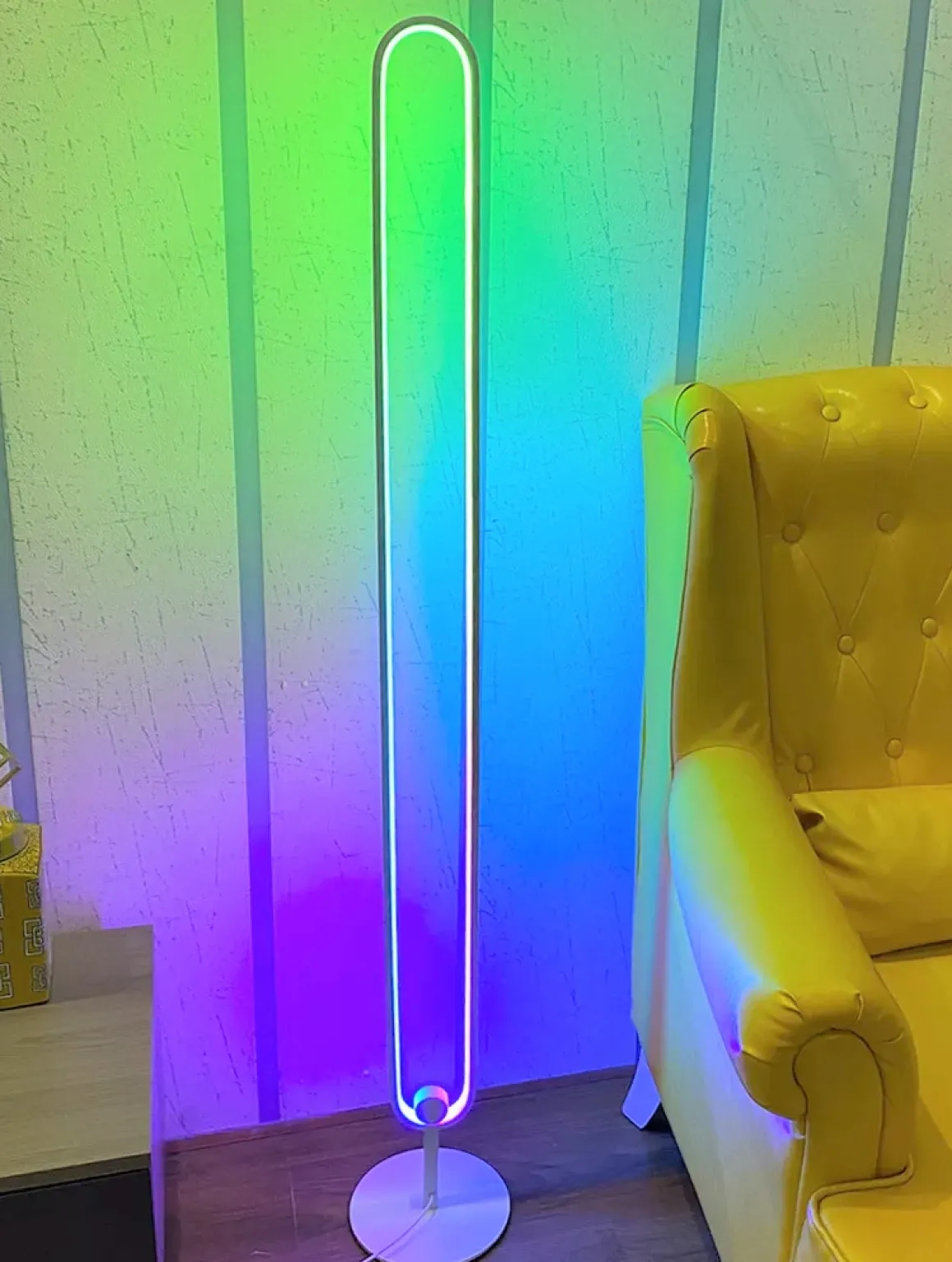 LED RGB Stehlampe LEANO weiss
