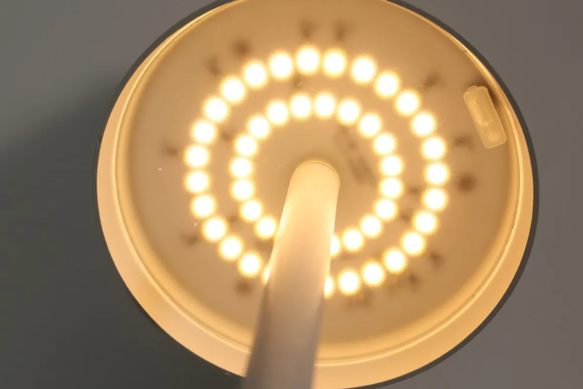 LED Tischlampe MEIRA weiss