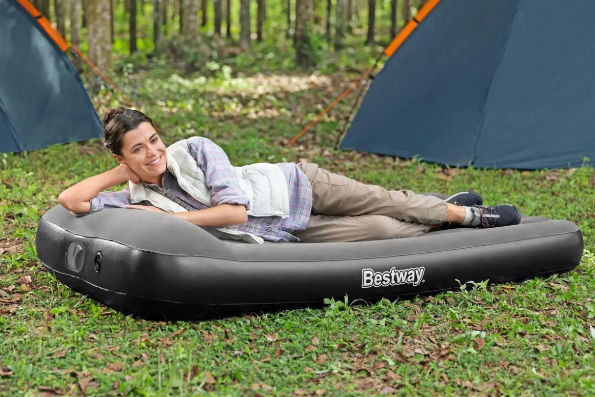 Luftbett Tritech mit USB Pumpe 188 x 99 x 30 cm