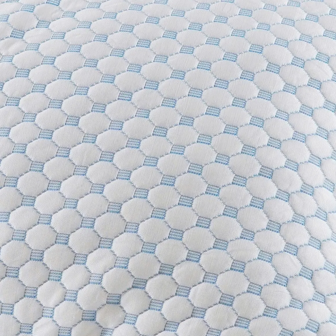 Orthopädisches Kopfkissen kühlend 71 x 51 cm weiss/blau