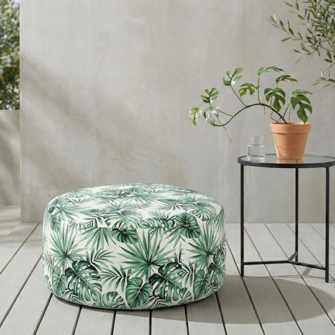 Outdoor Pouf aufblasbar PATTY Blattmuster grün