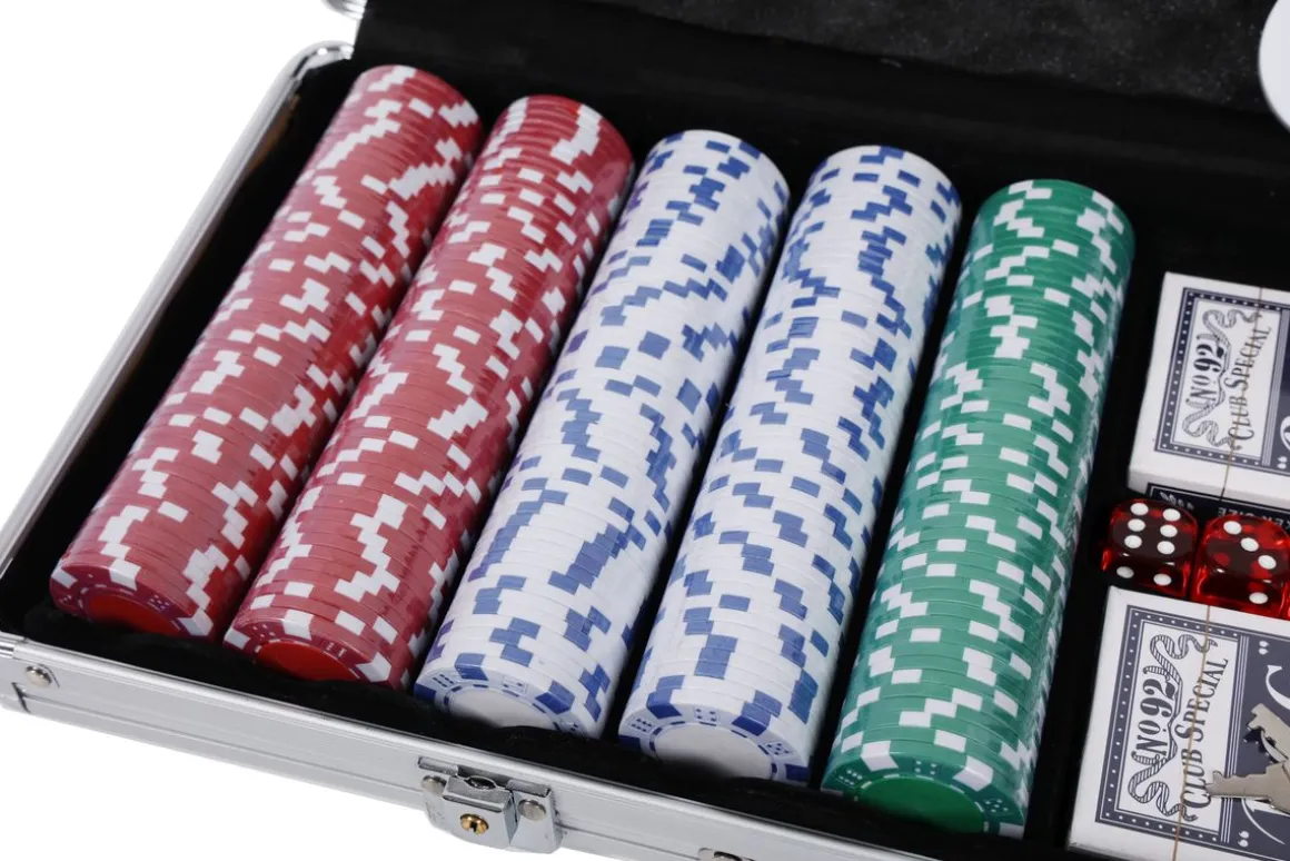 Pokerkoffer mit 500 Chips