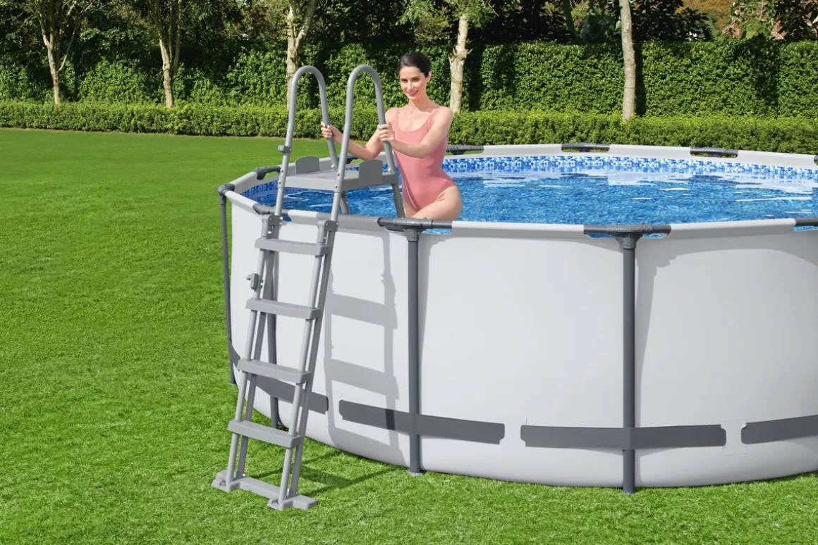 Pool Leiter für Poolhöhe 132 cm