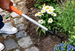 Rechen mit Teleskopgriff 66 - 101 cm