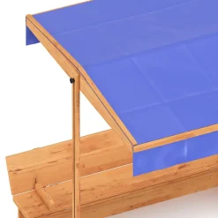 Sandkasten mit Schwenkdach und Sitzbänken