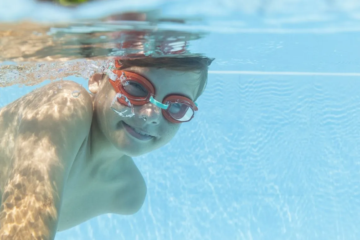 Schwimmbrille Aqua Burst Essential 7+