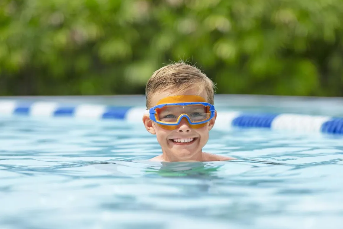 Schwimmbrille Tidal Surge 7+