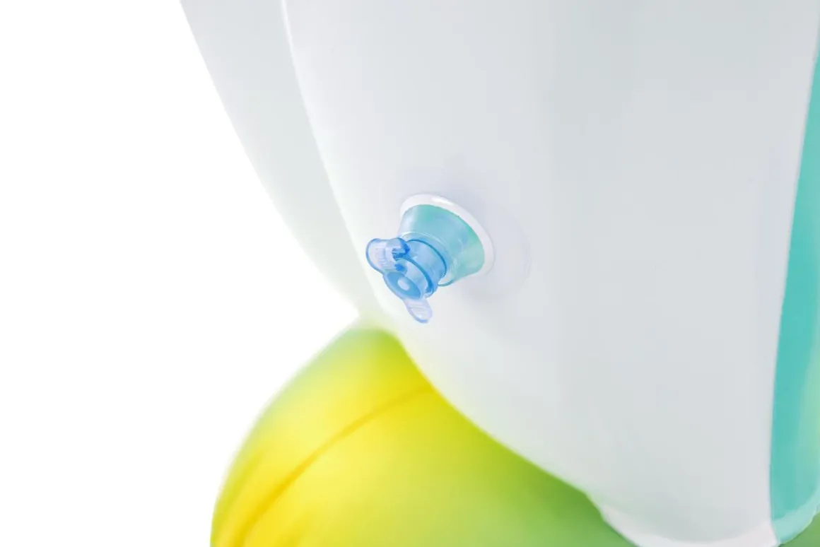 Schwimmtier Flash n' Splash Robbe
