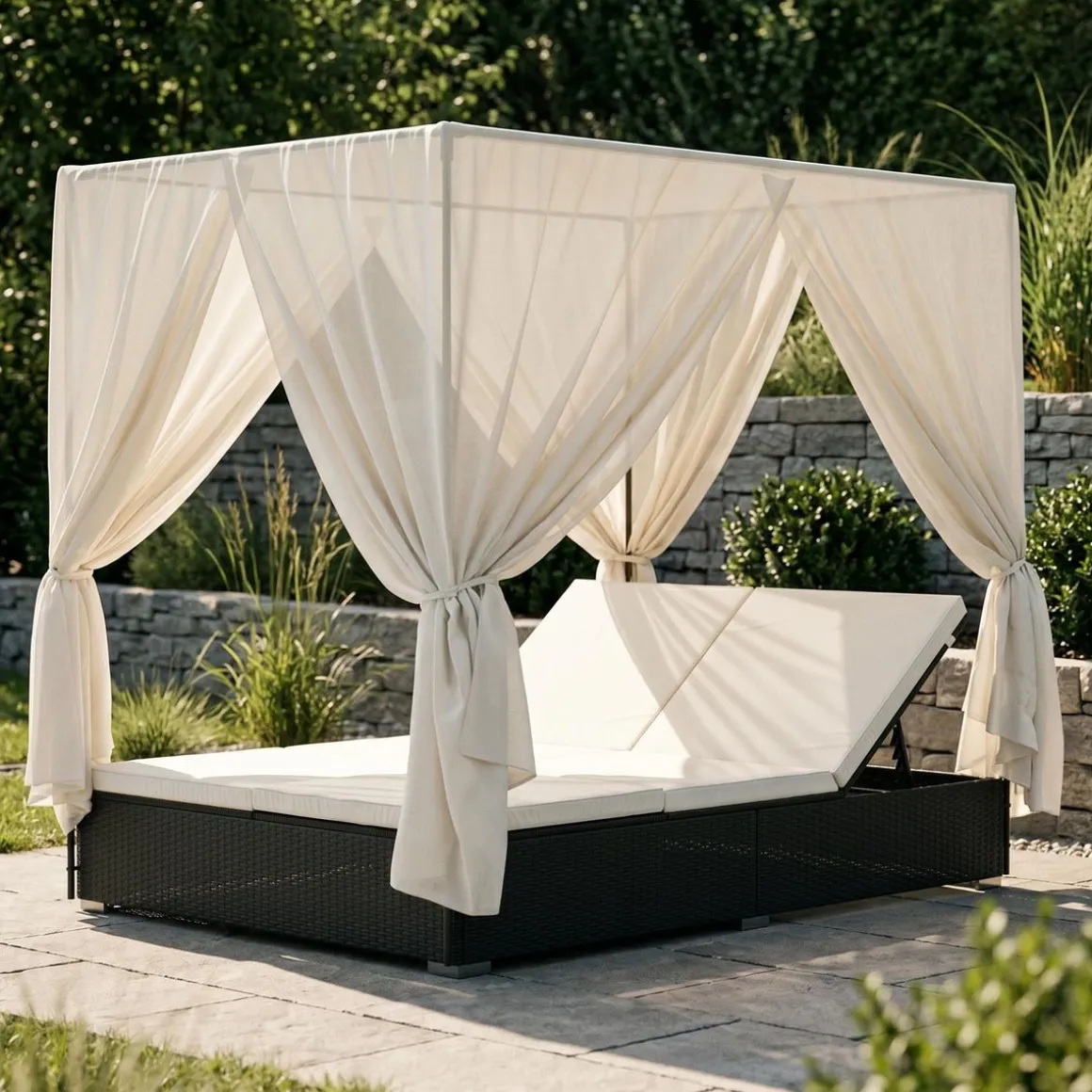 Sonnenbett Rattan schwarz/weiss