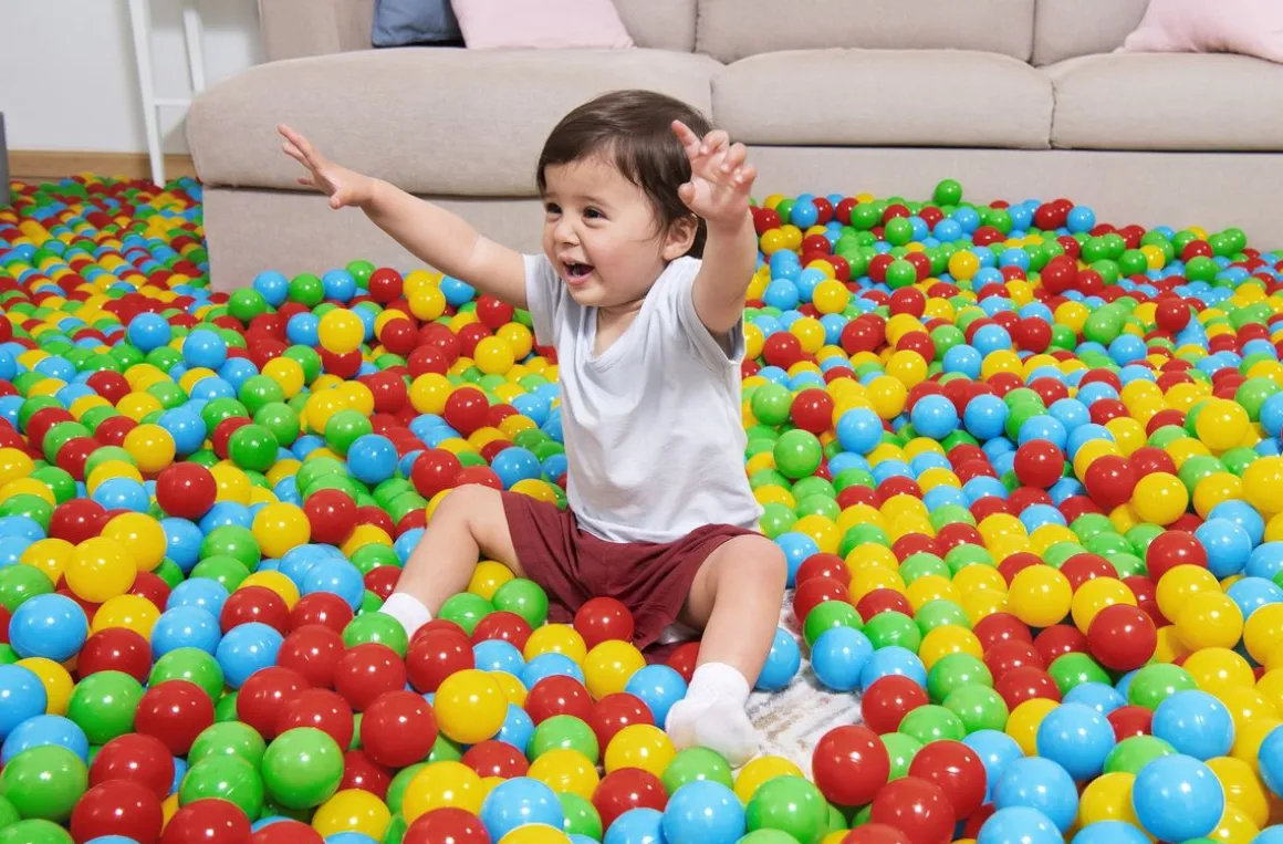 Spielbälle Splash and Play bunt 250 Stk.