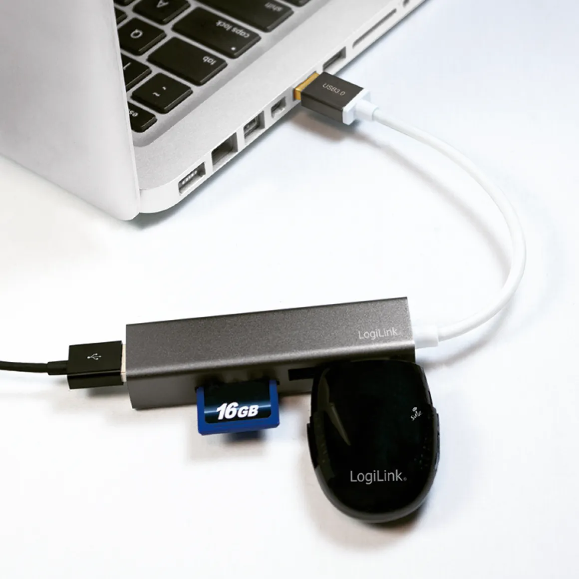 USB Hub mit 3 Ports und Kartenleser