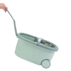 Wischmopp mit Eimer mint